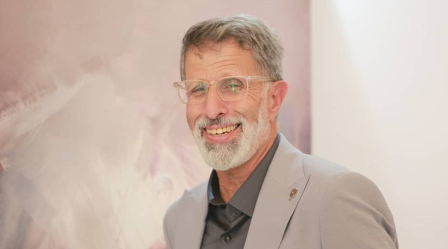 plasticien Mourad Abdellaoui