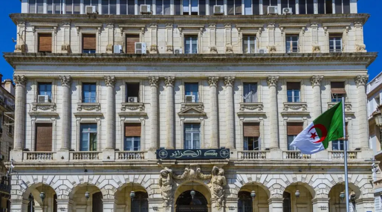 banque Algérie actifs virtuels